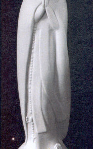Vierge de Lourdes stylisée 39cm porcelaine