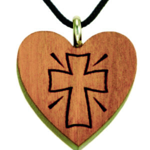 Coeur en Bois d'Erable Vernis 2,5cm avec Cordon - CROIX