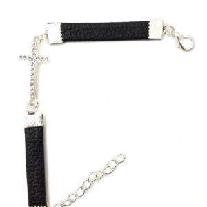 Bracelet métal argenté /simili cuir noir - croix strass blancs
